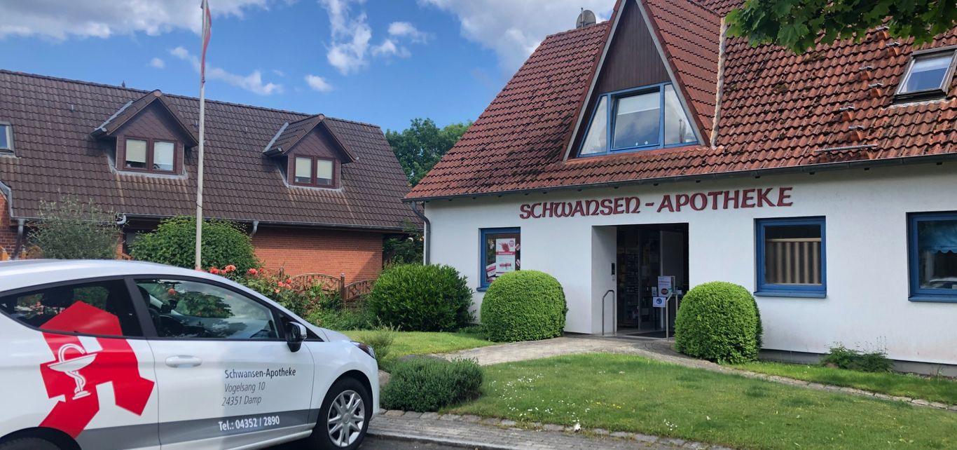 Außenperspektive Schwansen Apotheke 